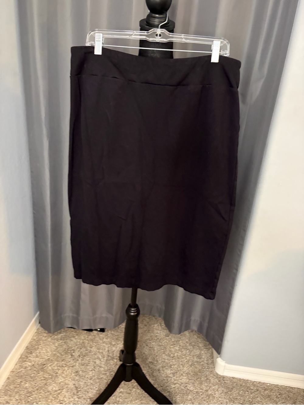 291. Nine West Pencil Skirt, Size XL, EUC